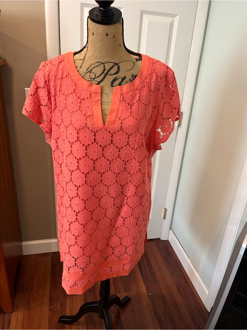 Isaac Mizrahi Coral Eyelet Split-Neck Tunic
